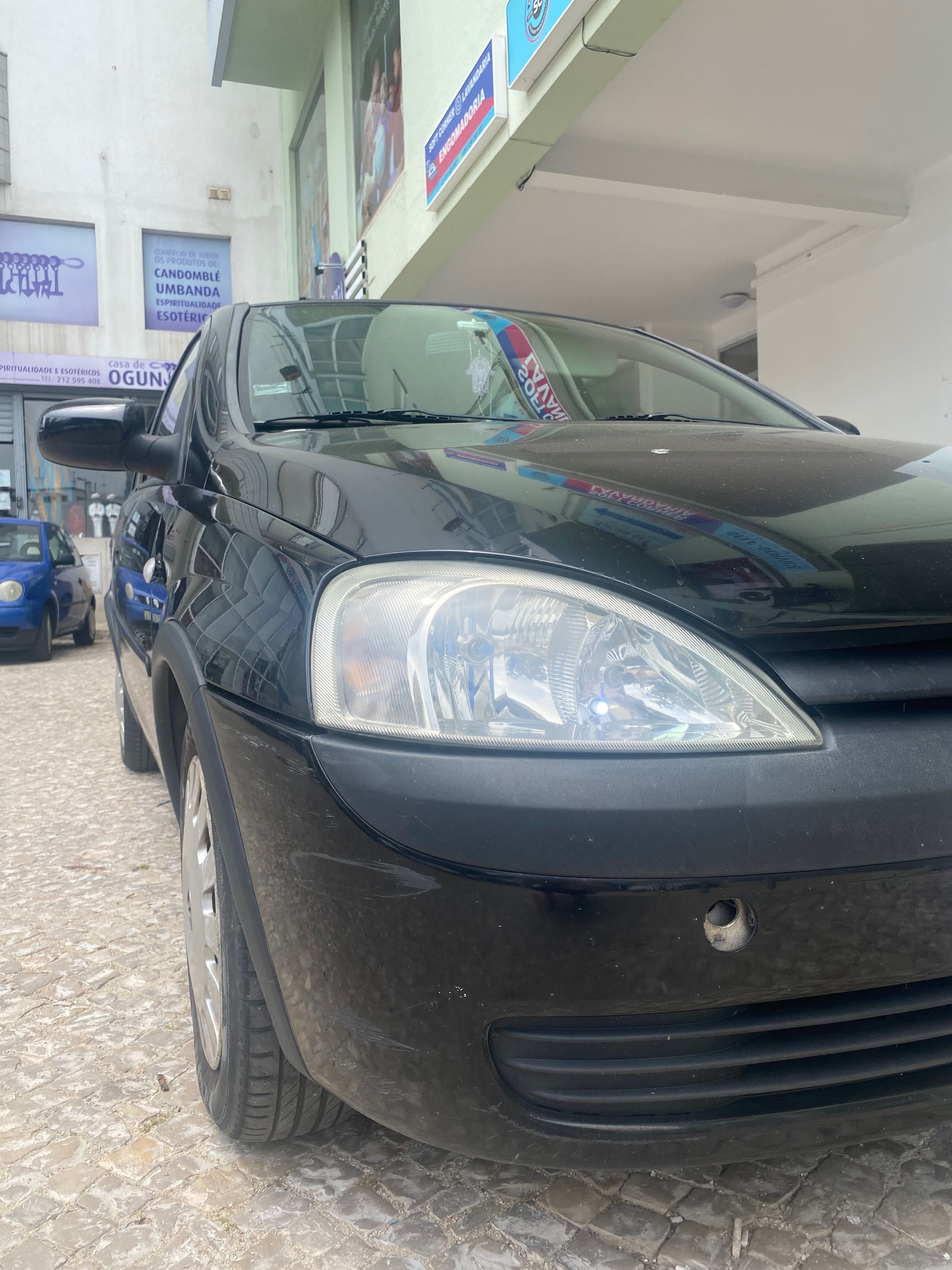 Opel corsa C 1.0 - 143.000km