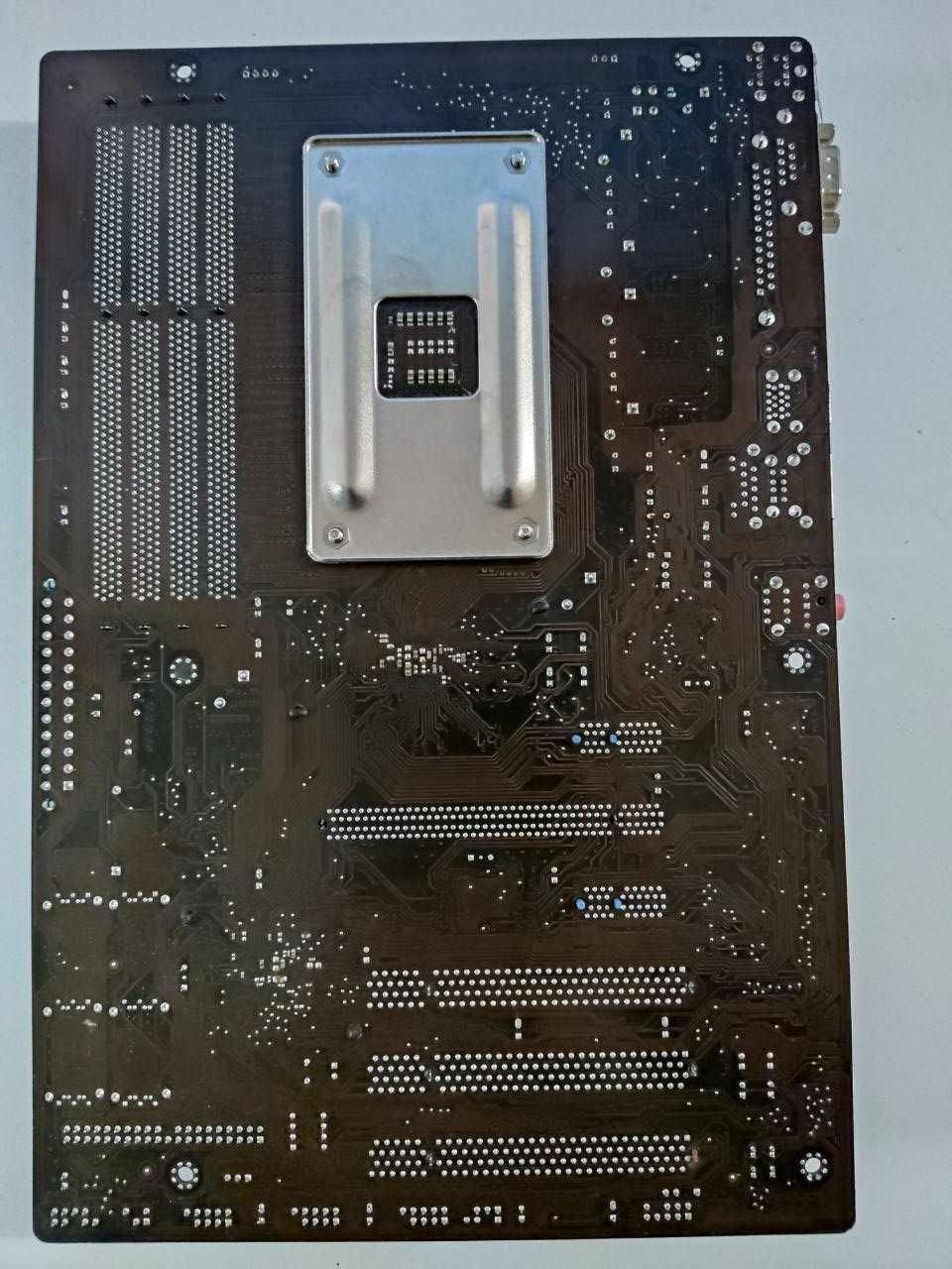 Материнська плата ASUS M5A78L LE rev (2.01) Socket AM3 plus.