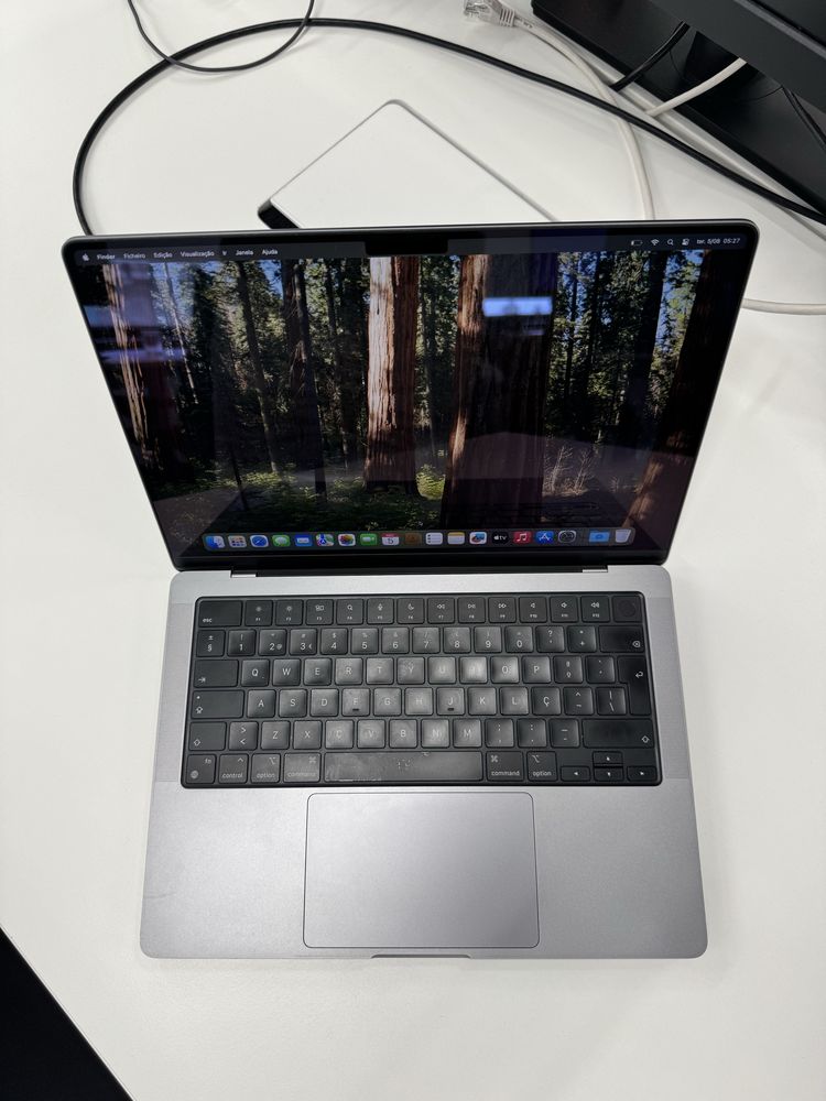 Macbook pro m1 14’ 32gb ram 1tb ssd