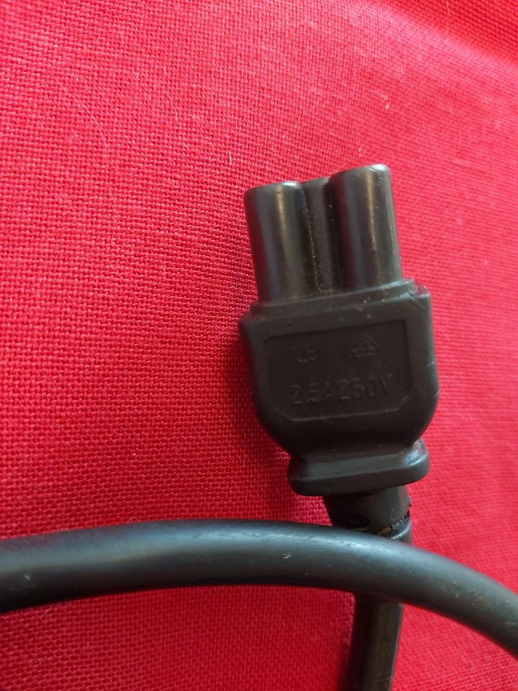 Kabel zasilający komputerowy 3 pin konieczynka