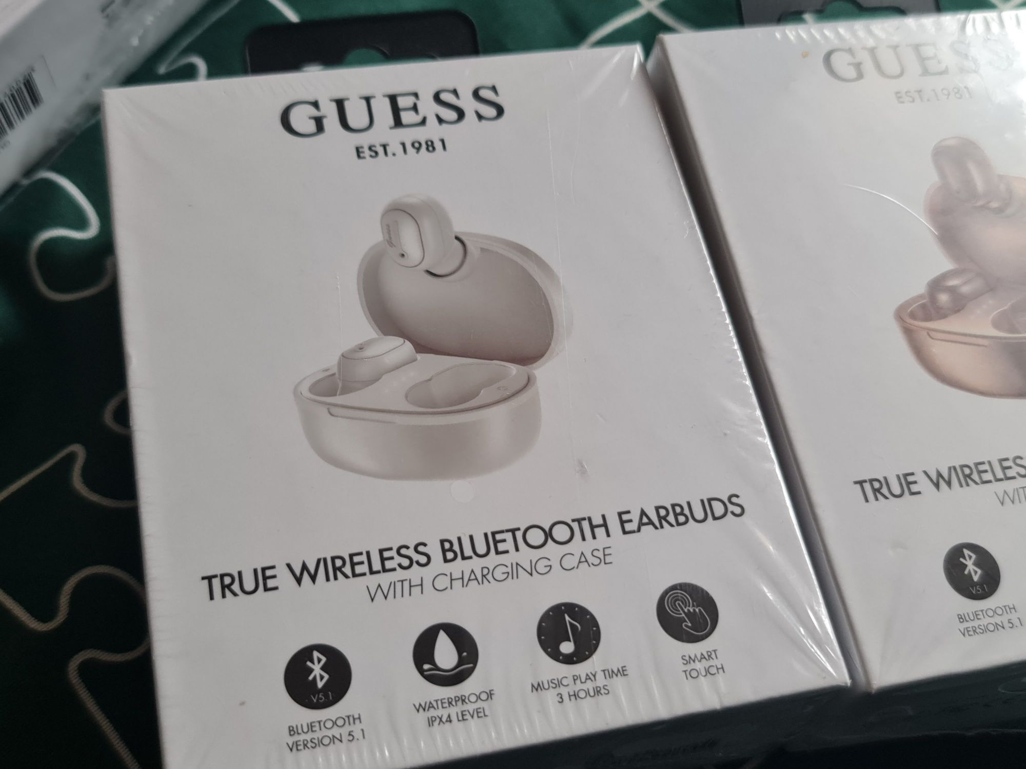 Hit i jaka niska cena Guess mega kozaki sluchawki Earbuds  bezprzewodo