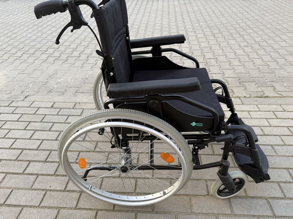 Wózek inwaldzki aaluminiowy RF 3