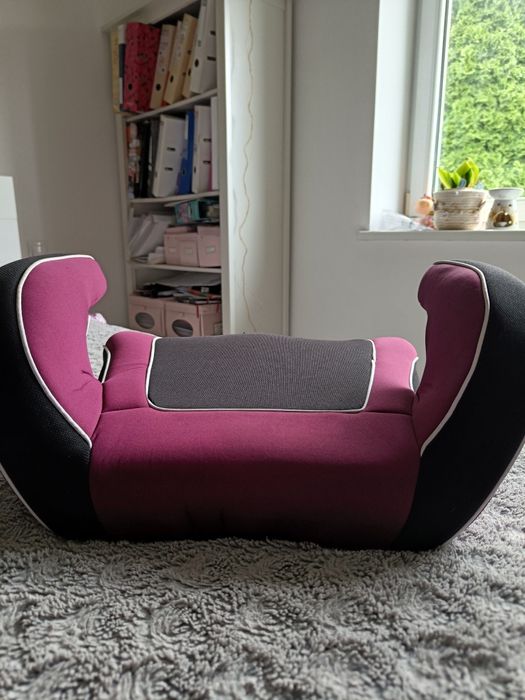 Fotelik samochodowy,podstawka Caretero Leo