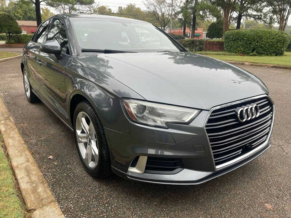 Audi A3      2018