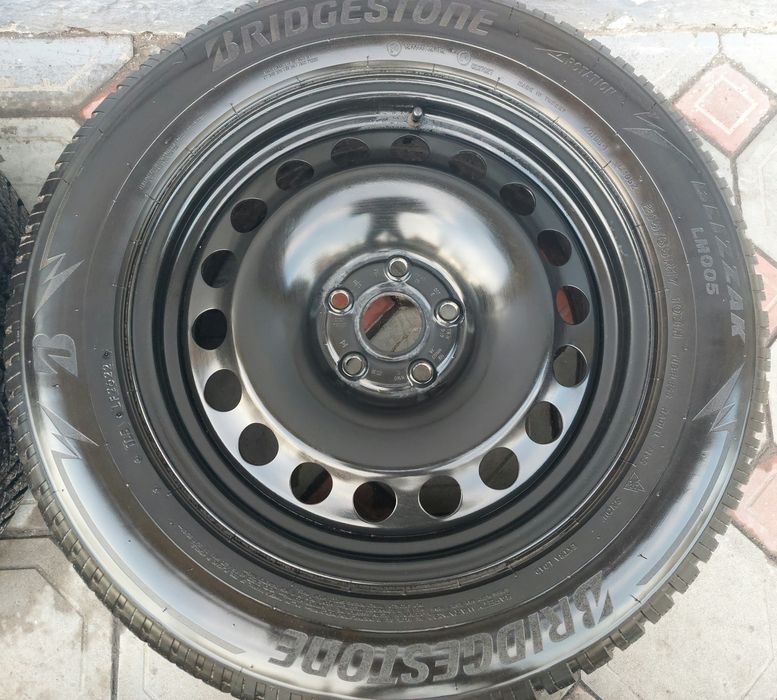 5 112 R17 як Нові VW Tiguan Passat Jetta Golf Touran Scoda