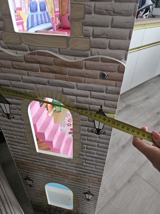 Duży domek dla lalek