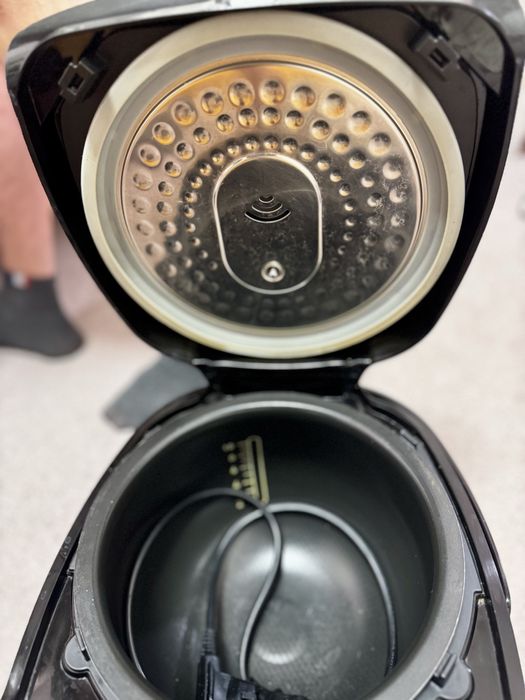 Мультиварка TEFAL Spherical Bowl RK745832 в чудовому стані на 5 літрів