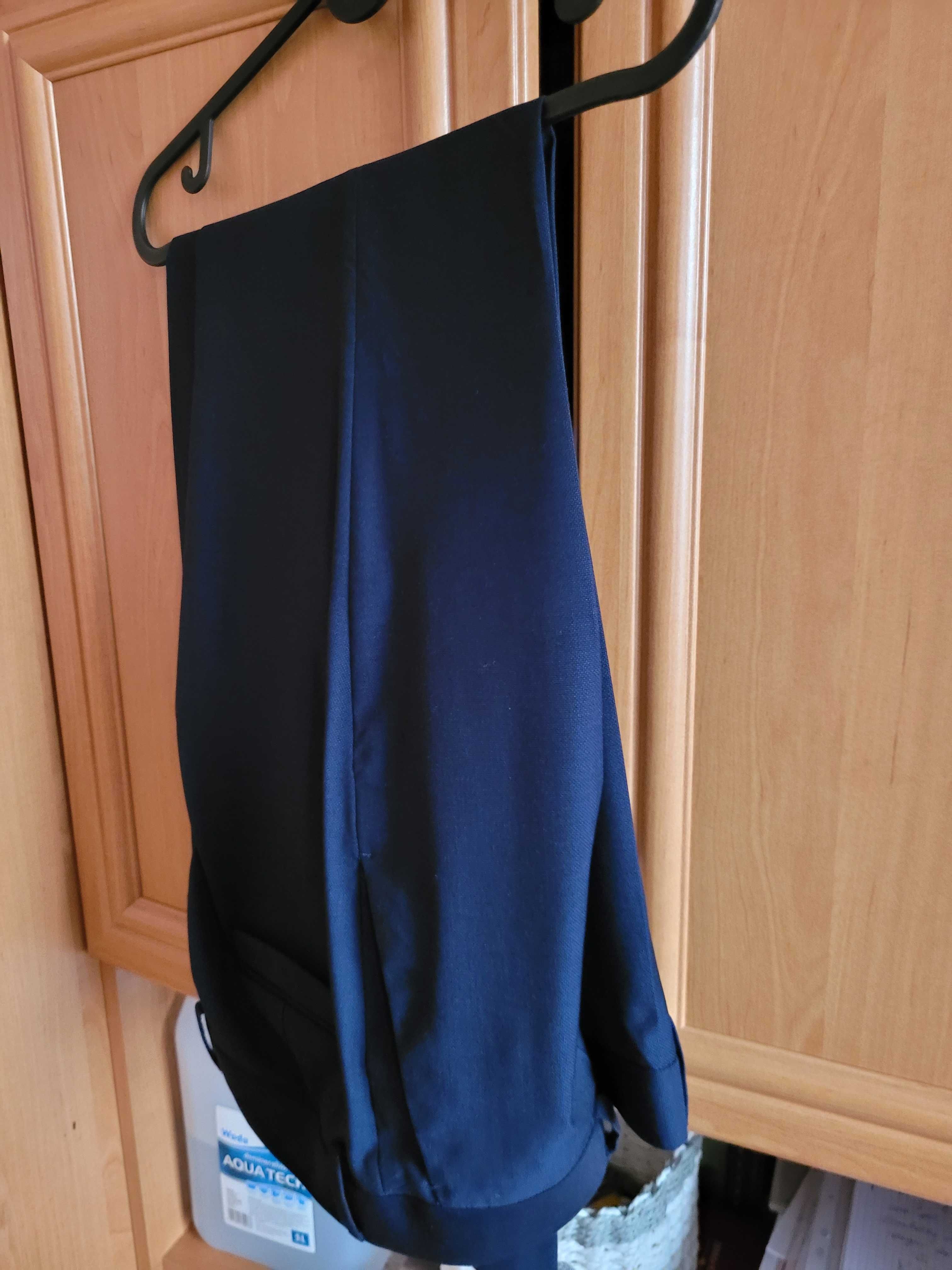 Garnitur ciemny granatowy Reserved rozm. 50 Slim Fit jak nowy