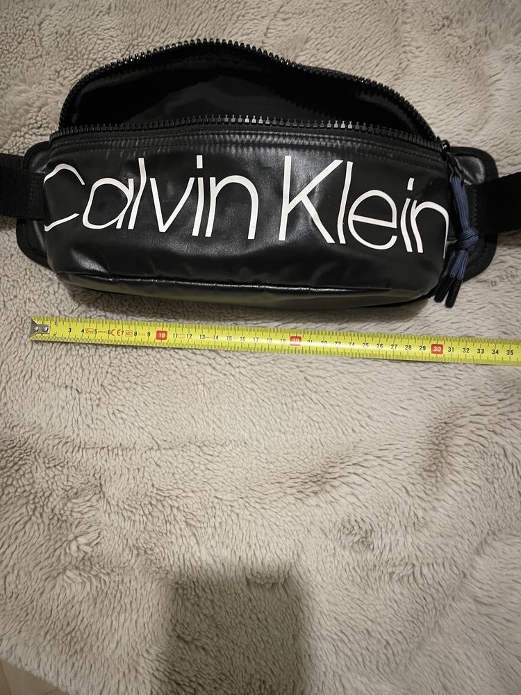 Nerka Calvin Klein jak nowa!