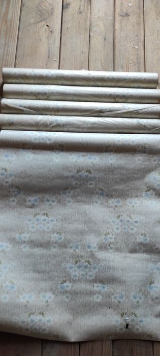 Продам шпалери, обом нові
