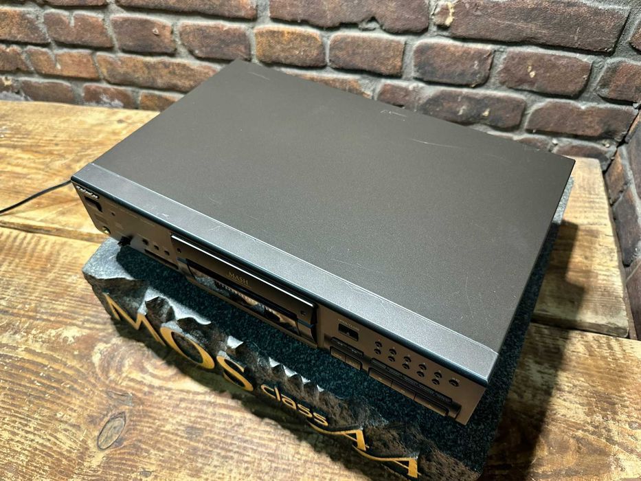 Odtwarzacz Technics SL-PS 670 A