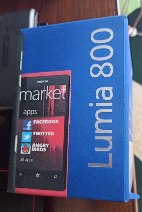 Etui i pudełko nokia Lumia 800