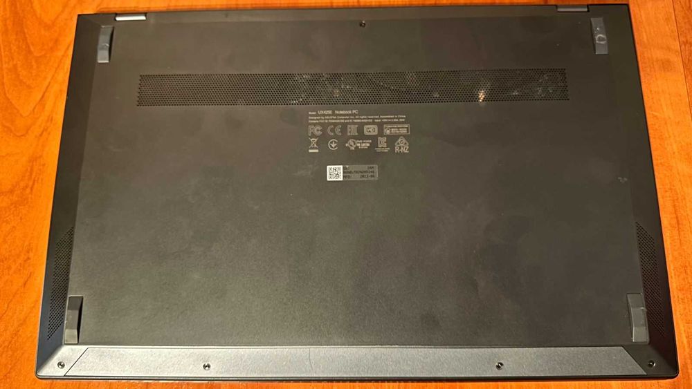 ASUS ZenBook UX425E, Windows 11, core i5, 512GB SSD