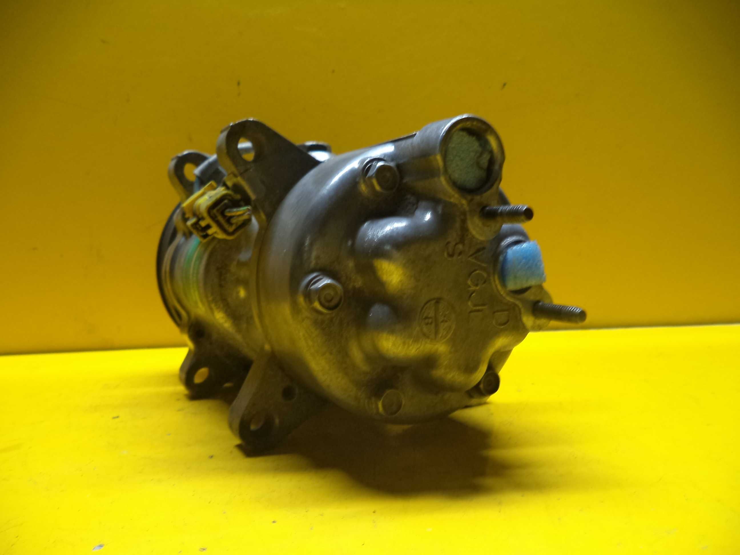 Компрессор кондиционера Peugeot 307 Peugeot 206 (1,4-1,6-2,0 HDi)
