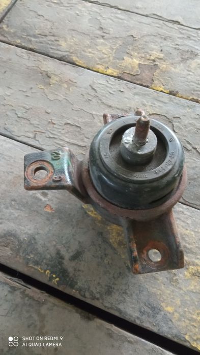 Подушки двигателя Hyundai Tucson,Santa Fe 2.2 crdi