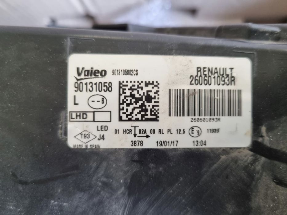 Продам фару левую Renault Megane IV 2017 года