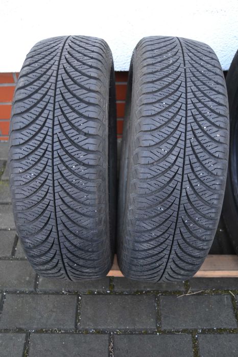 2x całoroczne 165/65r14 Goodyear Vector 2021rok 165/65-14 wielosezon