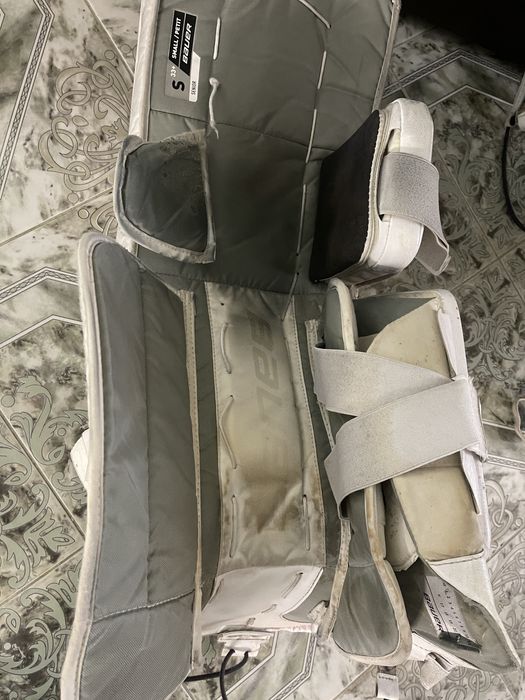 Щитки вратарские хоккейные