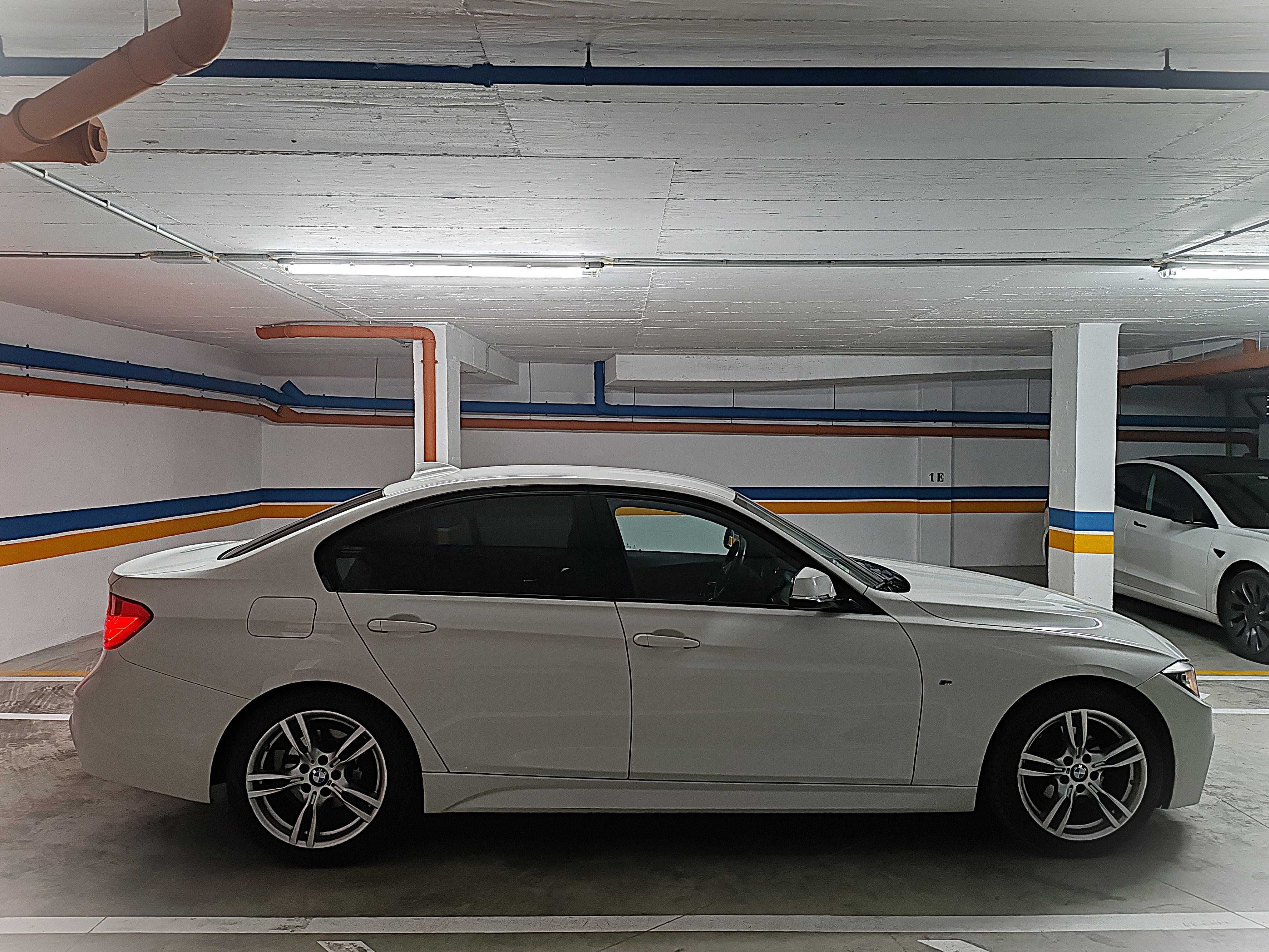 Bmw F30 série 3 318d pack M 54.000 kms