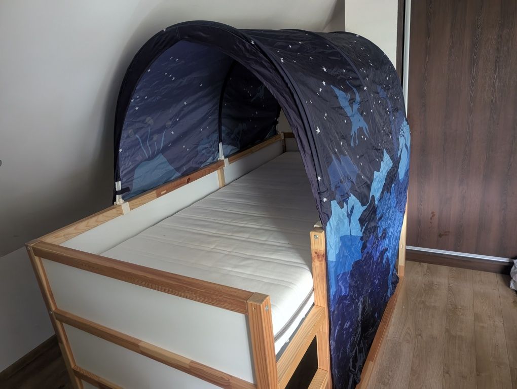 Łóżko piętrowe Kura Ikea + materac 90x200+ baldachim dinozaury