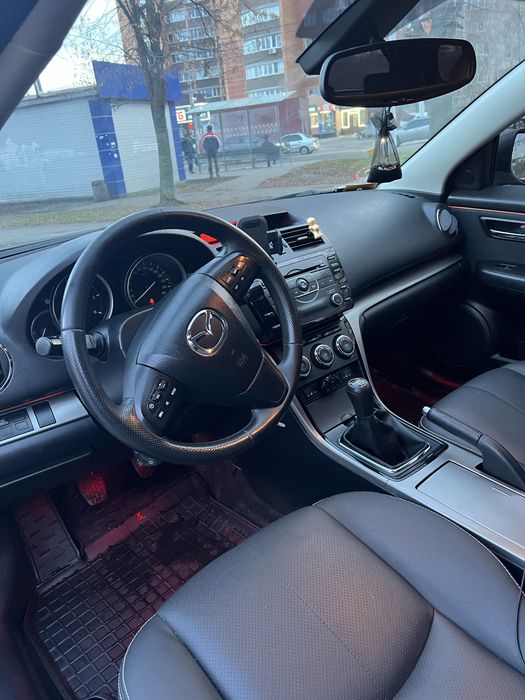 Mazda 6 GH 2011 р. 2.2 дизель