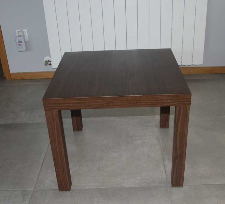 Mesa de apoio em madeira