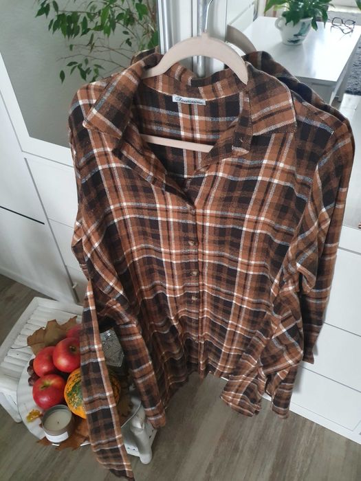 Przepiękna Włoska koszula , krata . Polecam