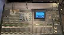 YAMAHA PM5D cyfrowa konsola mikserska