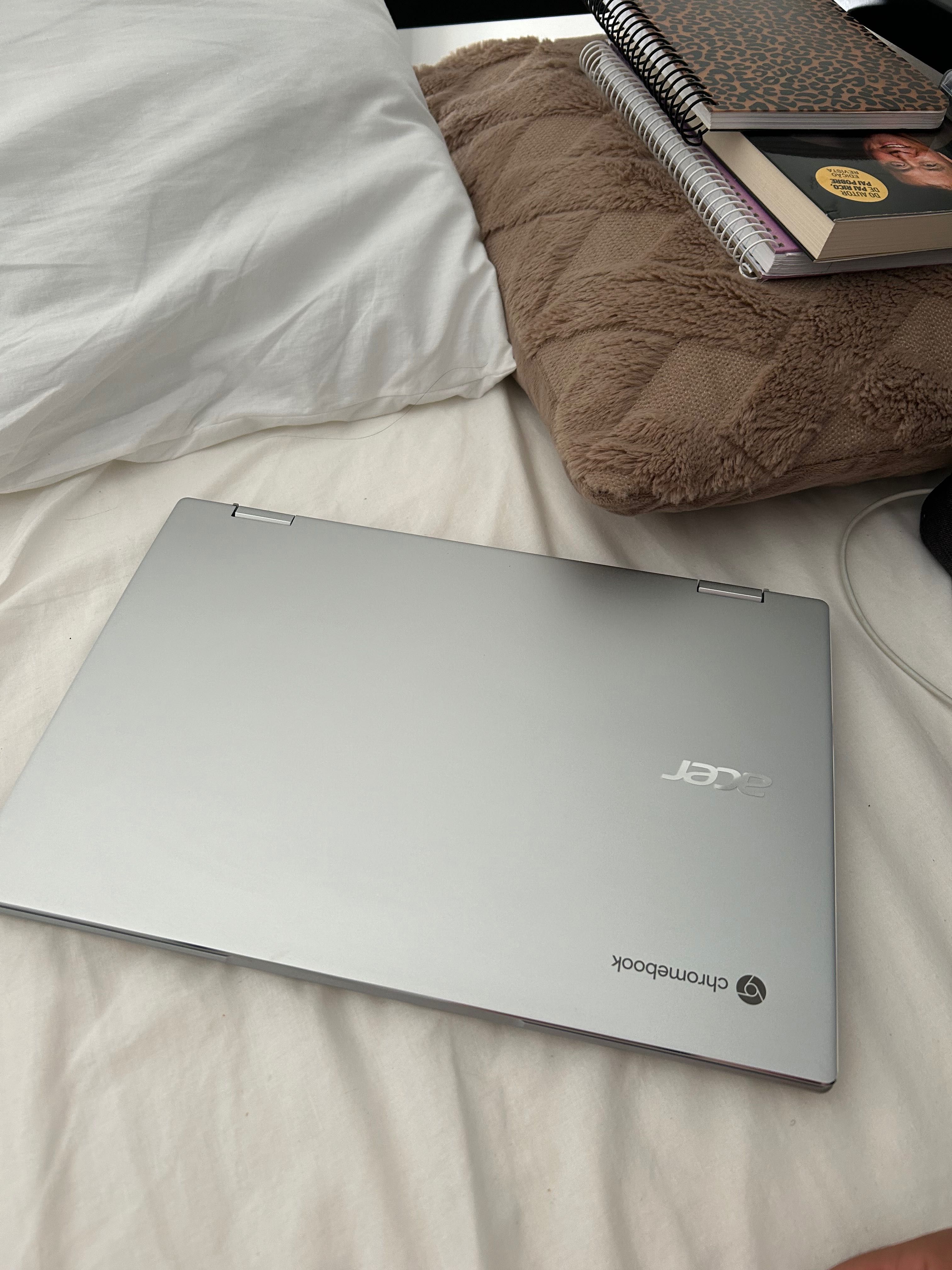 Chromebook ( sem marcas de uso )