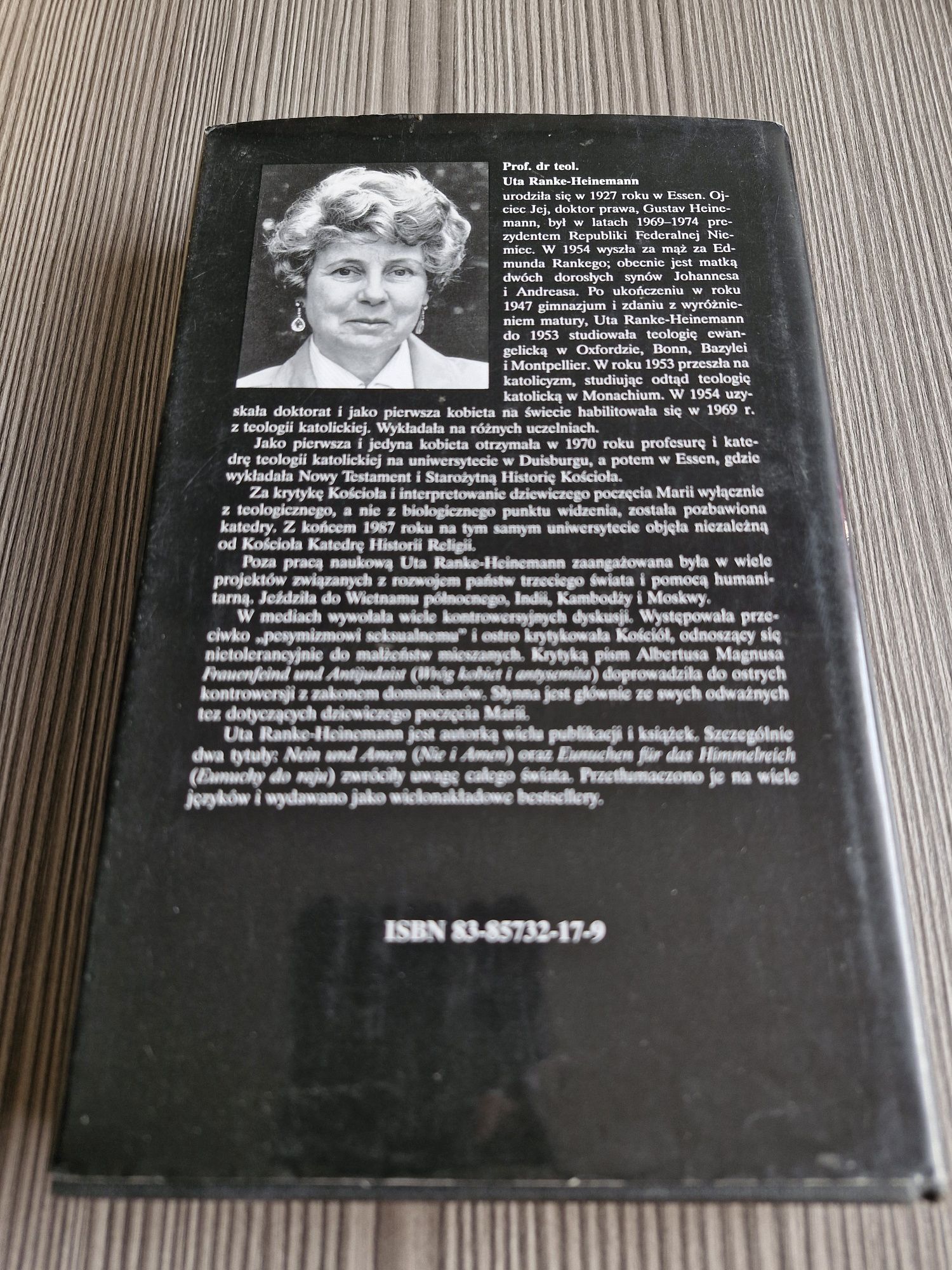7654. "Eunuchy do raju. Kościół katolicki a seksualizm"