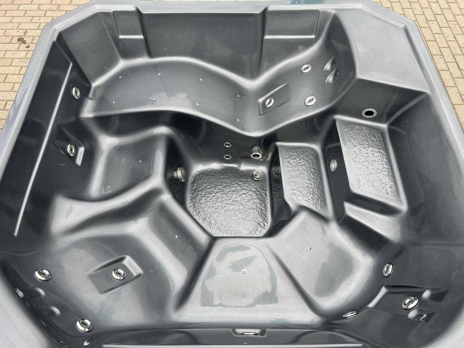 Balia bania hot tub jacuzzi ogrodowe całoroczne opalane drewnem masaż