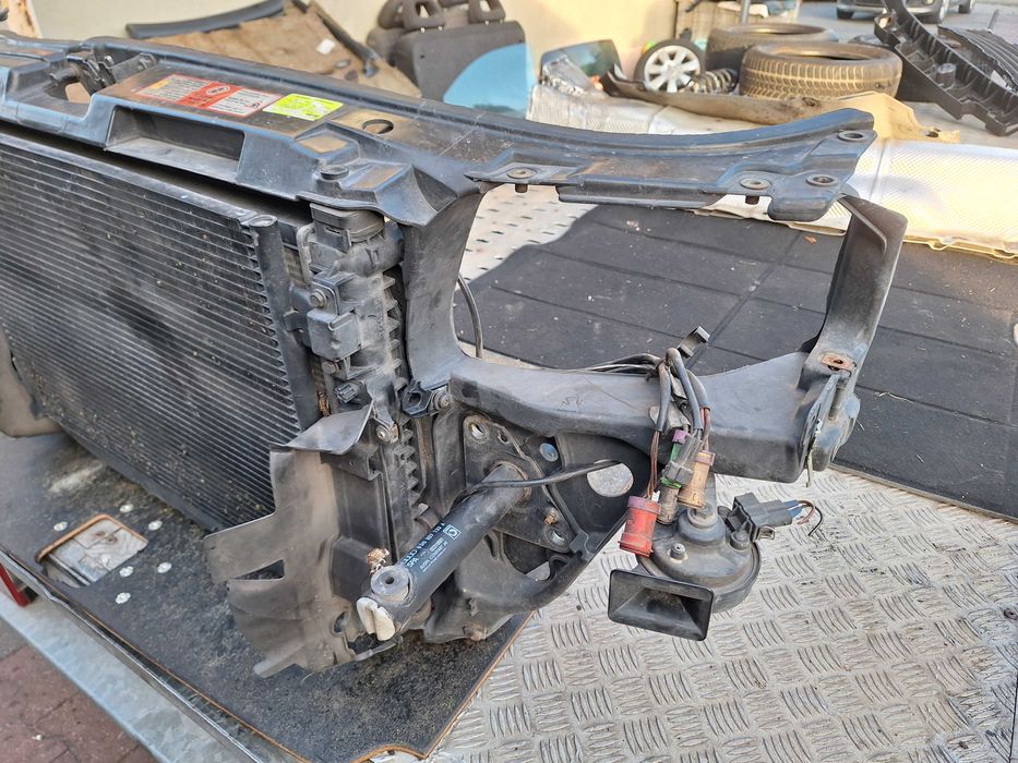Audi A4 B5 Lift 1.8 Turbo pas przedni, chłodnice, wentylator