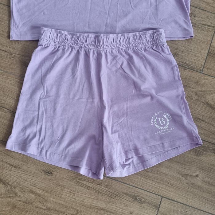 Piżama Esotiq liliowa - T-shirt + szorty, rozmiar M