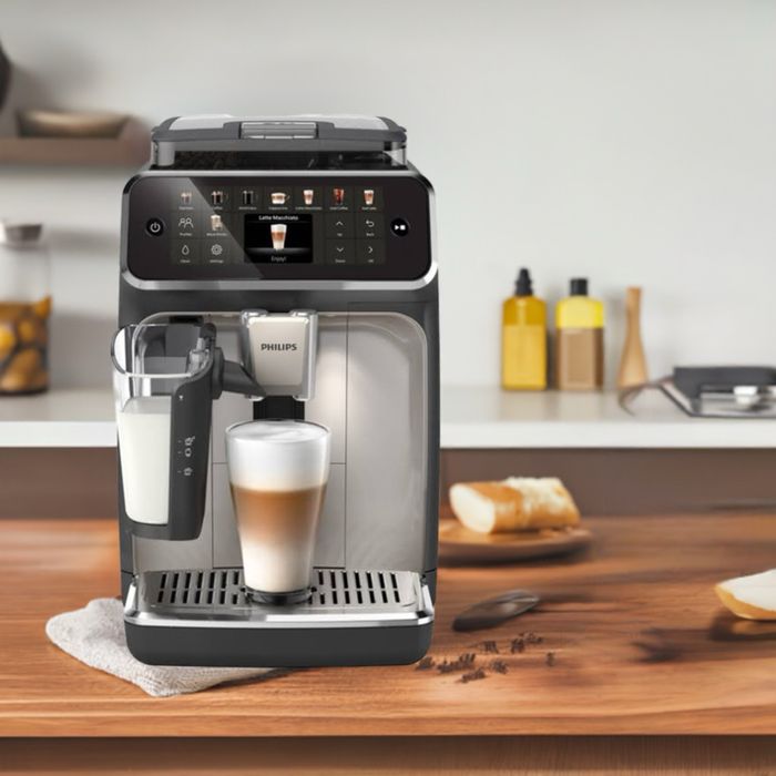 АКЦІЙНА ЦІНА‼️Кавомашина PHILIPS Series 5500 LatteGo EP5547/90