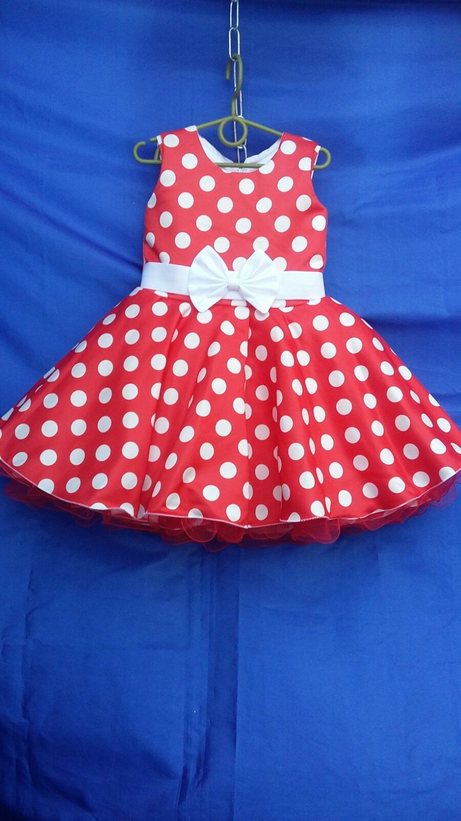Ошатне пишне плаття в стилі ретро з бантом для дівчинки 5-6 років