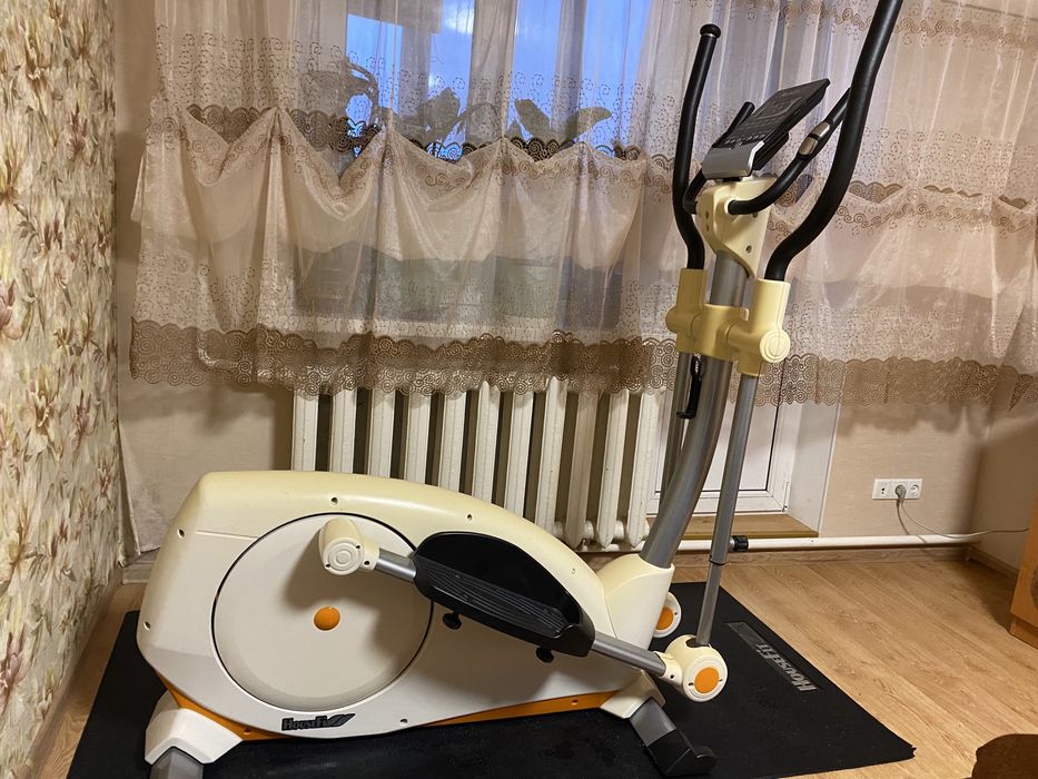 Орбитрек HouseFit Vanguard E2.1M