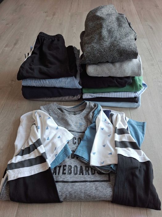 H&M, Reserved paka 158-164 chłopak