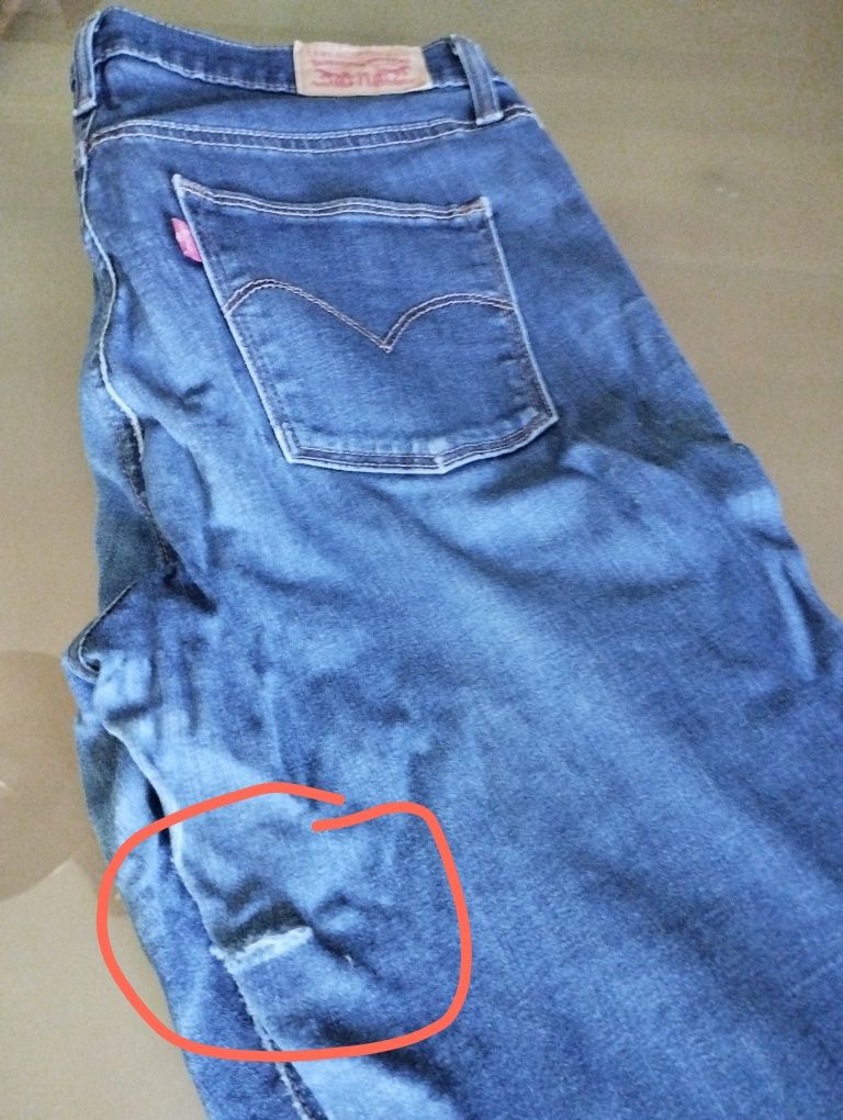 Calças de ganga senhora, Levi's Strauss