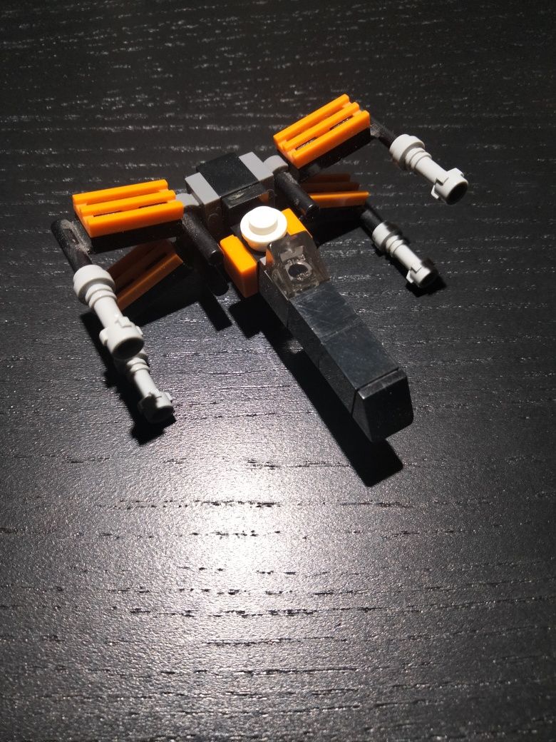 Lego Star Wars "X-Wing Fighter"