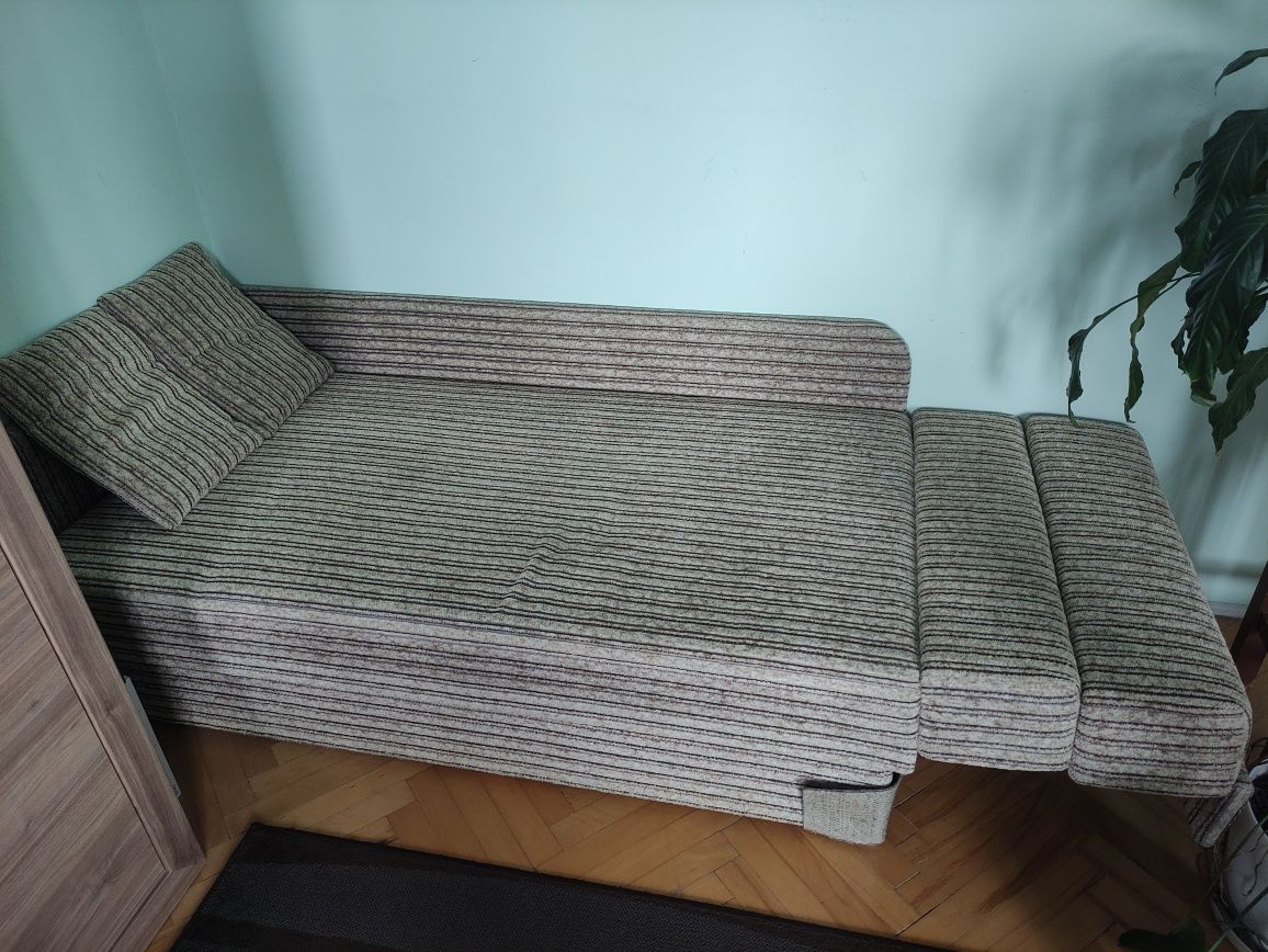 Łóżko pojedyncze rozkładane sofa tapczan jednoosobowy