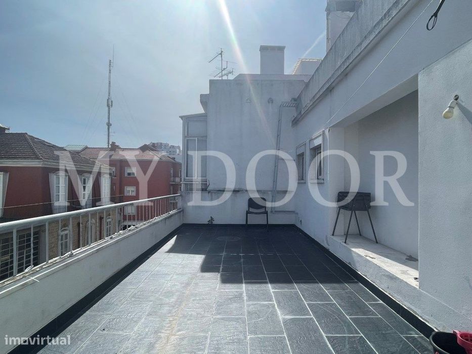 Apartamento T2 p/ ARRENDAR - Moscavide - Central - TERRAÇO