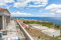 Moradia Térrea T3 em Fase Final de Construção, no Caniço, Santa Cru...