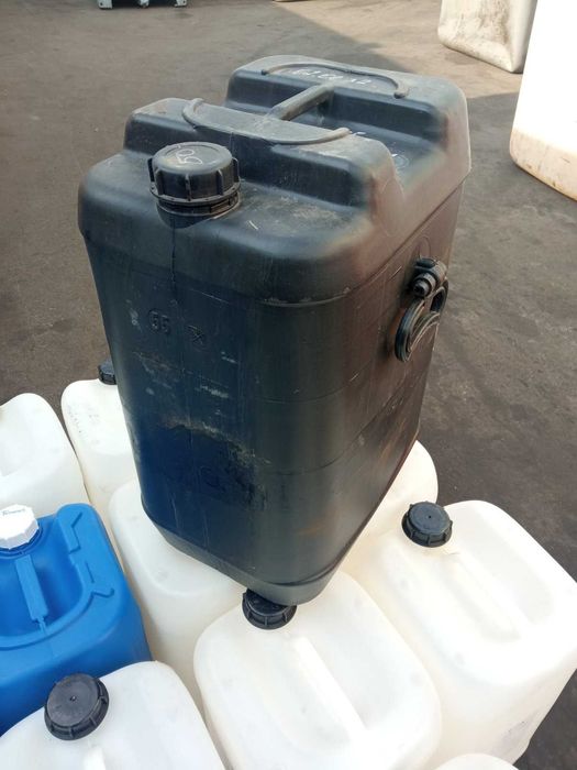 Каністра, тара, ємність пластикова Б/В 2,5,10,12,20,25,30,50л. ДНІПРО