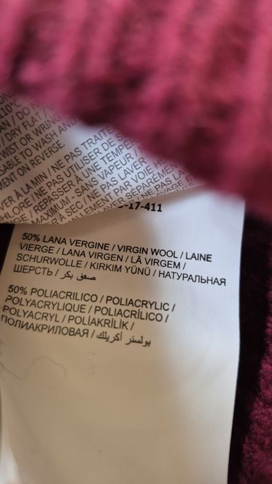 Шапка Moncler. Унисекс. 50% шерсть, 50% акрил.