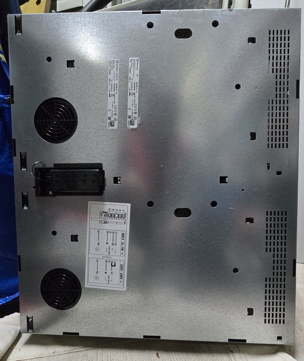 Placa Indução Electrolux 7Kw (vidro partido)i