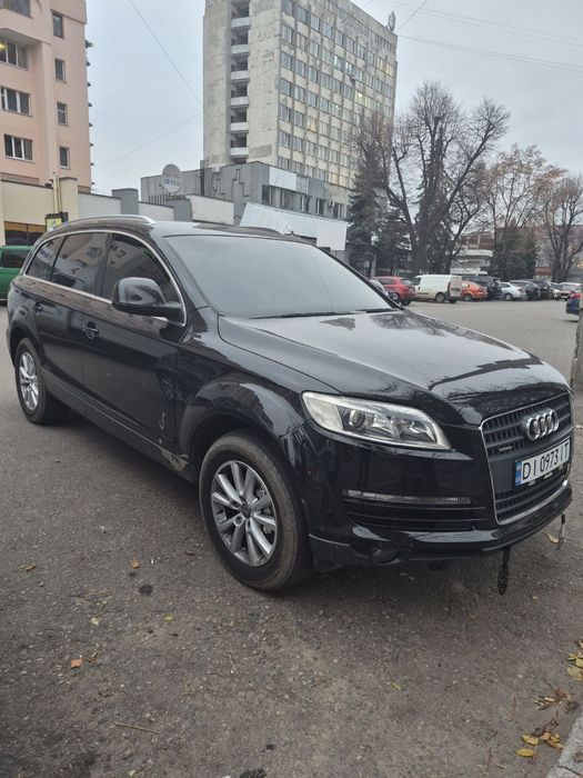 Audi Q7 2007 рік 3.0 Дизель Обмін