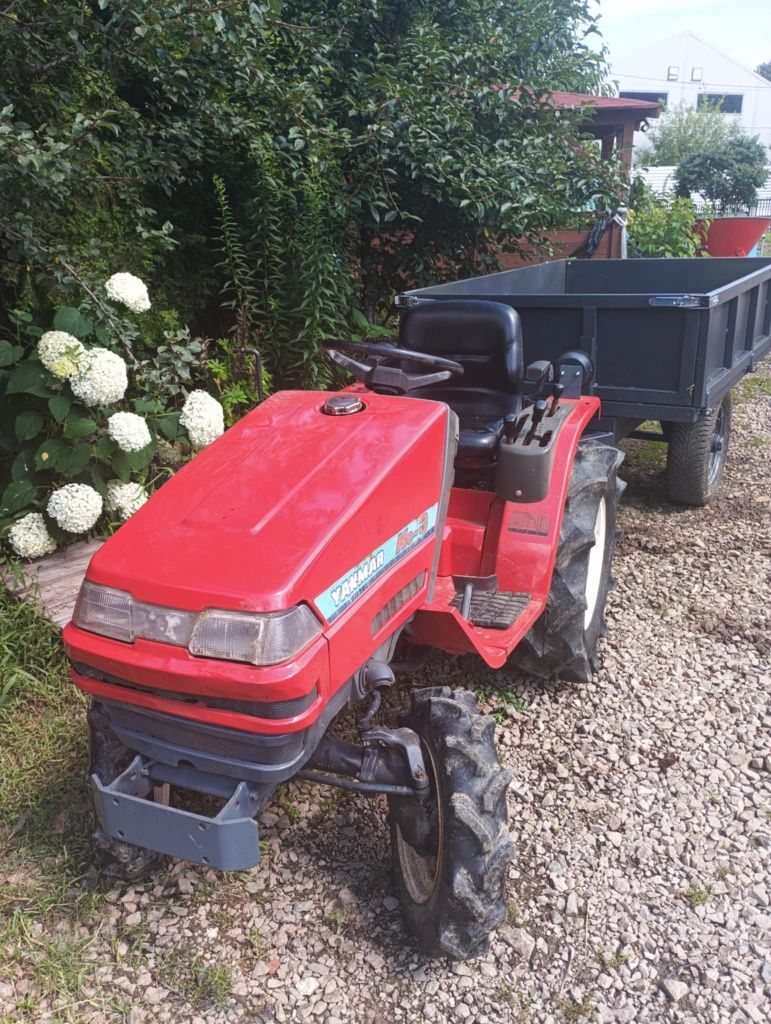Traktor yanmar ke3