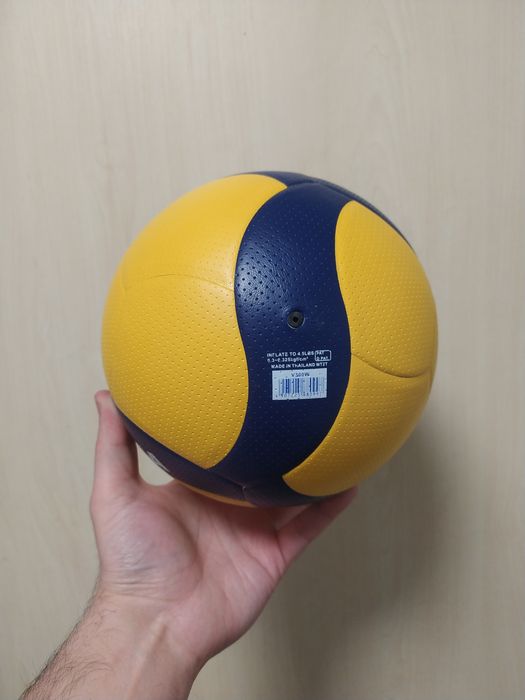 РОЗПРОДАЖ Волейбольні м'ячі Mikasa з незначними дефектами БЕЗ ТОРГУ!!