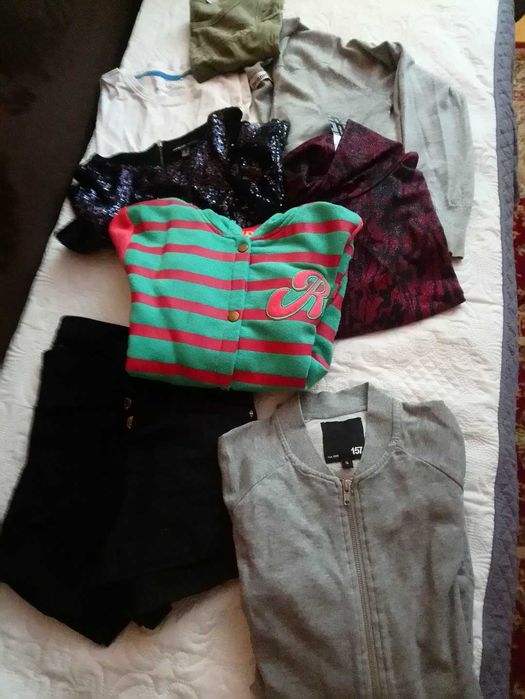 Paczka ubrań w rozmiarze s