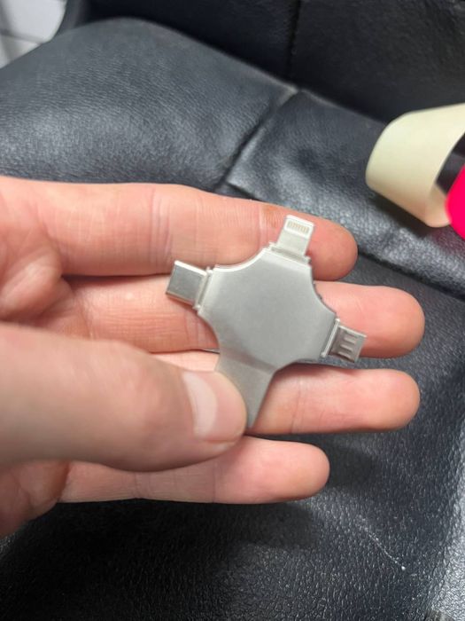 Флешка універсальна